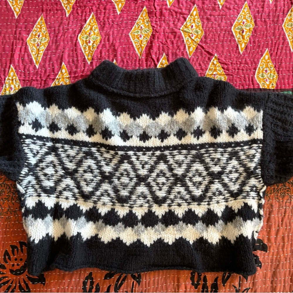 Free People sweater. Size M